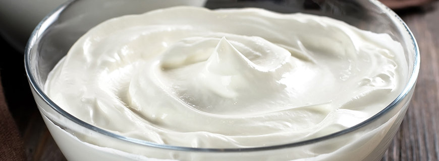 Joghurt vs. Kefir Joghurt vs. Kefir