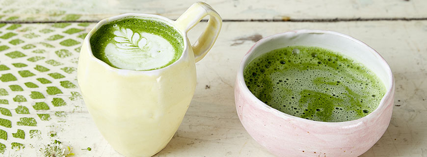 Matcha-Tee, frischgepresste Säfte und ganz viel Gemüse. Matcha-Tee, frischgepresste Säfte und ganz viel Gemüse.
