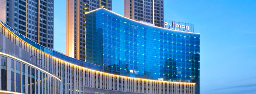accor-header