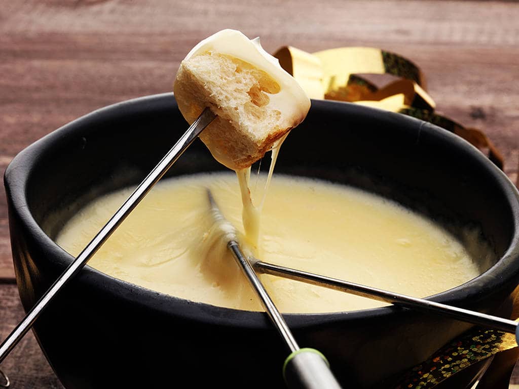 Daniel Humm veranstaltet wöchentlichen Fondue-Abend Daniel Humm veranstaltet wöchentlichen Fondue-Abend
