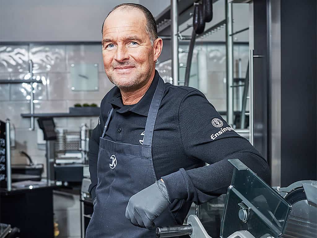 Mark Krämer ist Geschäftsführer der Metzgerei Krautter in Vaihingen an der Enz und stolzer Besitzer der M-iClean H. 