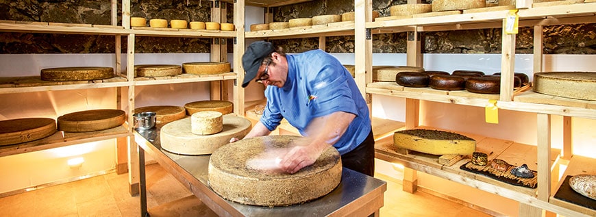 Käsekünstler Bernhard Gruber 