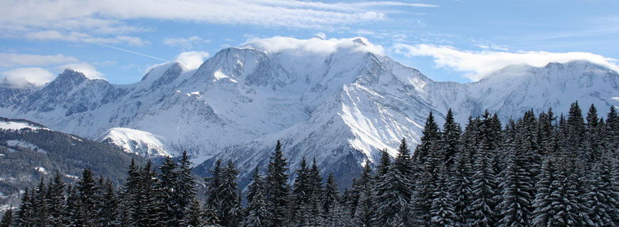 Bergpanorama im Winter