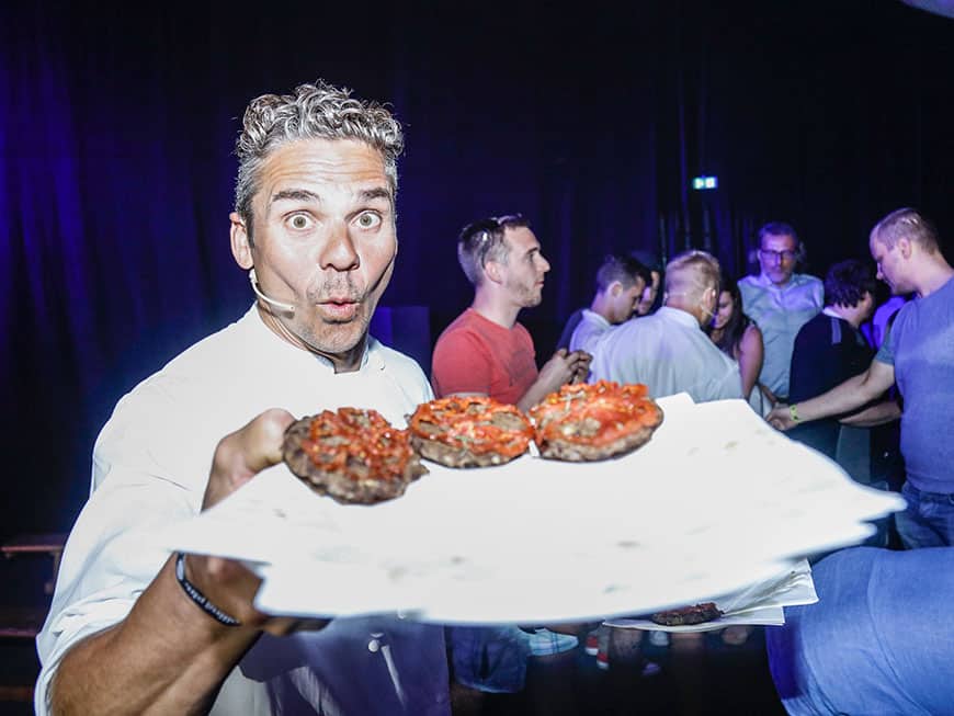 Fleischpizza mit Rinderhirn