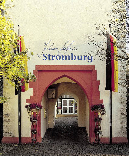 Eingangsbogen von Johann Lafers Stromburg 