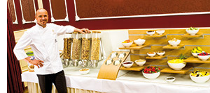 neue, gesunde Frühstücks-Idee, reichhaltiges Nestle-well-being-Buffet 