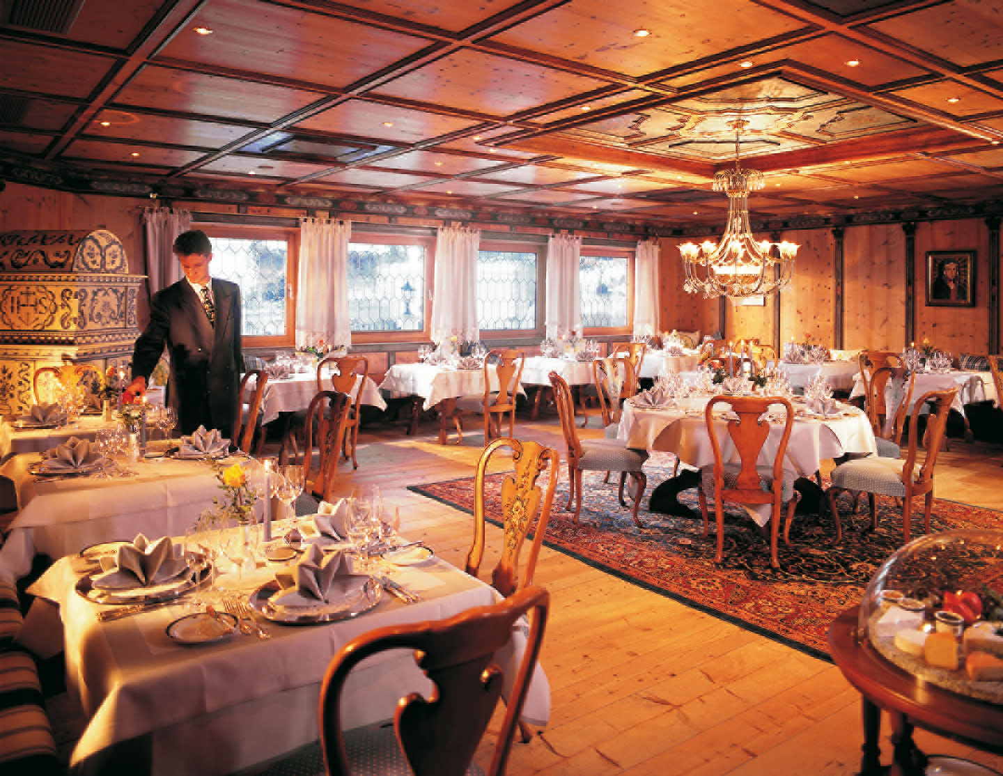 Innenansicht des Restaurants des hotels trofana royal in ischgl tirol 
