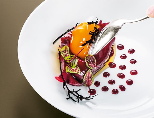 Räucherfisch, Ravioli &amp; Rote Bete