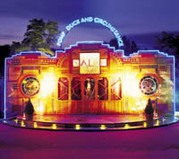 Berliner Restaurant Pomp-duck and circumstance