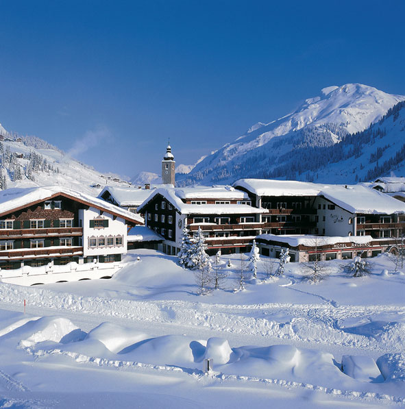 Tannenberg Hotel Arlberg in verschneiter Kulisse