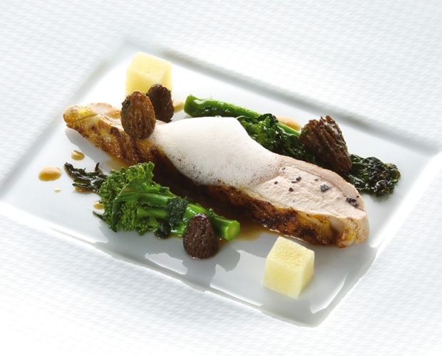 gegrilltes schwarzfederhuhn