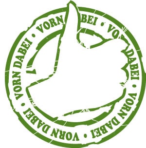 ein Button mit dem Daumen nach oben und dem Aufdruck Vorn Dabei