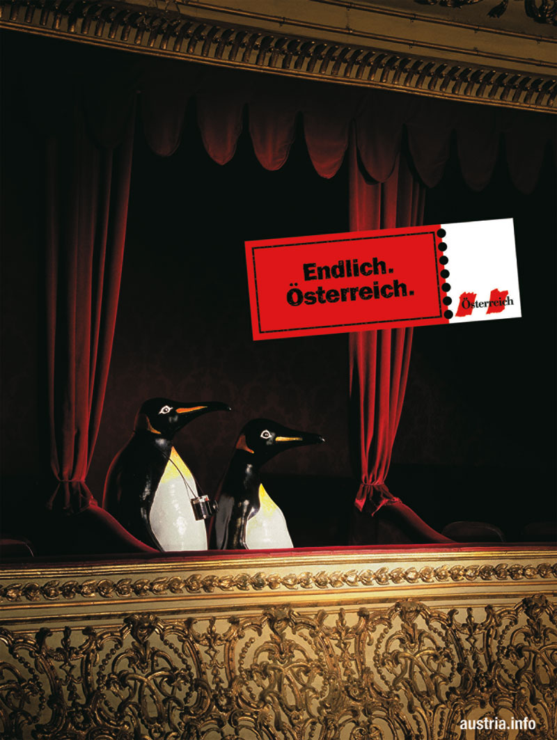 Endlich Österreich Die endlich. österreich werbung zeigt ein pinguinen paar in der loge einer oper sitzen