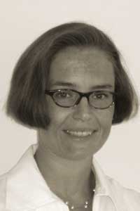 Eva Bayley