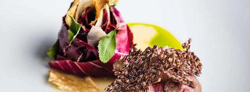 Artischocke und Kalbsniere mit Radicchio und Steinklee Artischocke und Kalbsniere mit Radicchio und Steinklee von Heinz Reitbauer