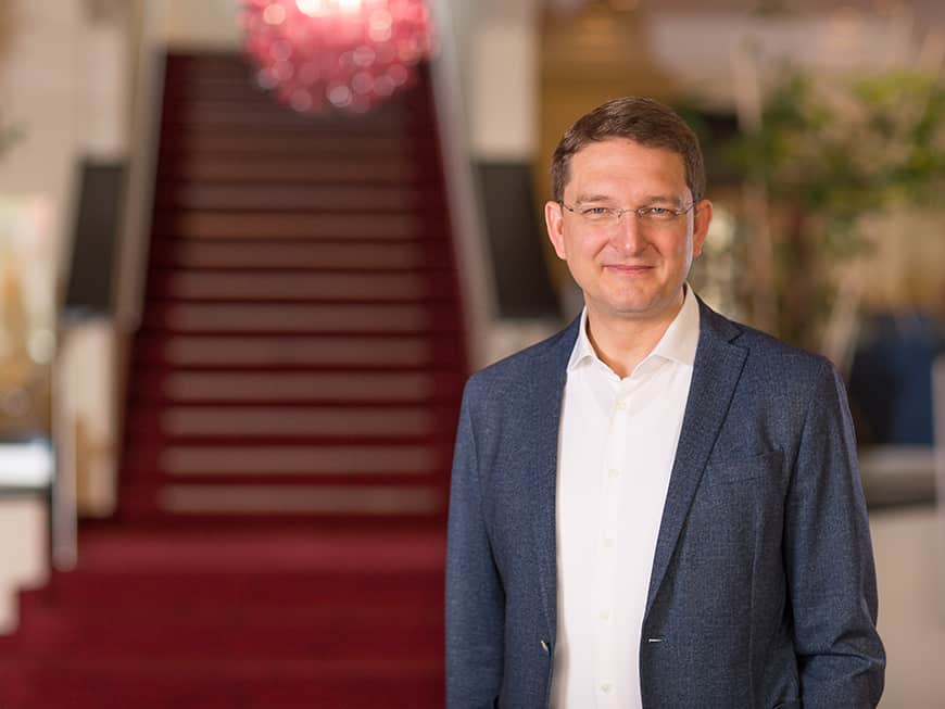 Roland Paar Roland Paar ist neuer Partner und Geschäftsführer der Amedia Hotels