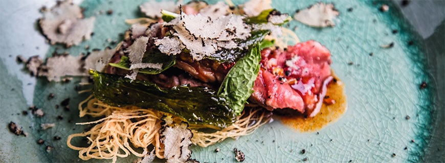 Rezept von Londoner Chefkoch Andrew Wong mit Beef, Minze, Chili-Bohnen und Lemongras