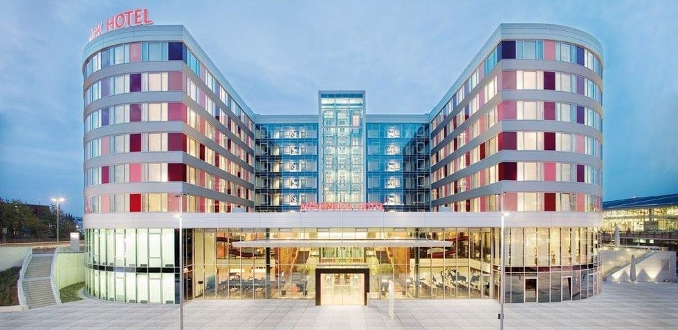 Accor_SLIDER