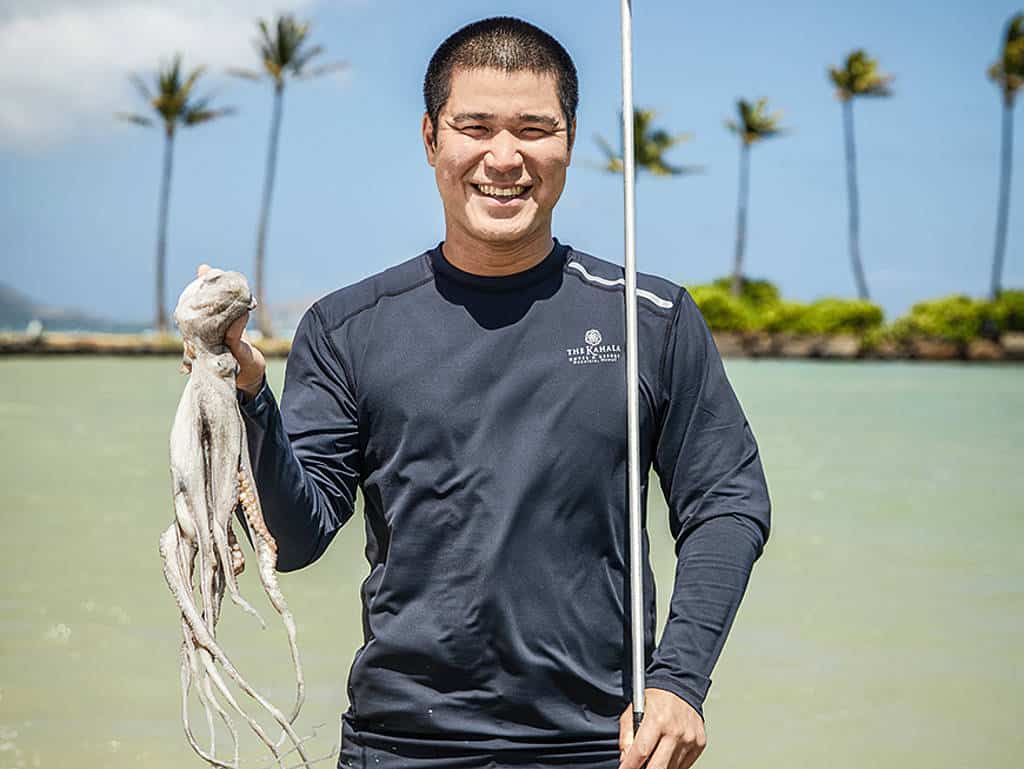 Fischer und Koch aus Leidenschaft: der Chef Eric Oto im Restaurant Hoku im The Kahala Hotel & Resort