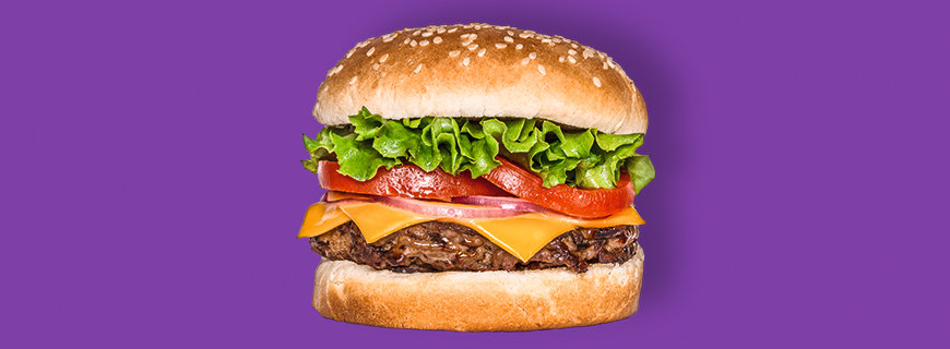 Momofuku Nishi bietet den blutenden Burger von Impossible Food auf der Karte an: Optisch kaum von einem „echten“ zu unterscheiden. Damit sind die Produkte von Food-Start-ups offiziell in der Branchen-Gegenwart angekommen und nicht mehr nur reine Zukunftsmusik. Momofuku Nishi bietet den blutenden Burger von Impossible Food auf der Karte an: Optisch kaum von einem „echten“ zu unterscheiden. Damit sind die Produkte von Food-Start-ups offiziell in der Branchen-Gegenwart angekommen und nicht mehr nur reine Zukunftsmusik.
