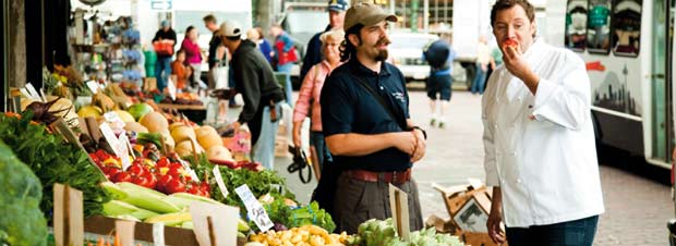 Mirko Reeh, der Multigastronom Mirko Reeh am Bauernmarkt