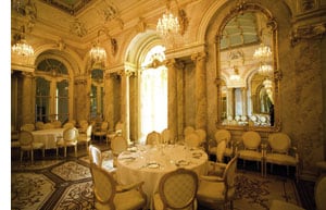 der Festsaal des Palais Coburg