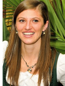 Manuela Wolf
