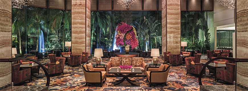 Nur eines von vielen Luxushotels: das Makati Shangri-La in Manila. Nur eines von vielen Luxushotels: das Makati Shangri-La in Manila.