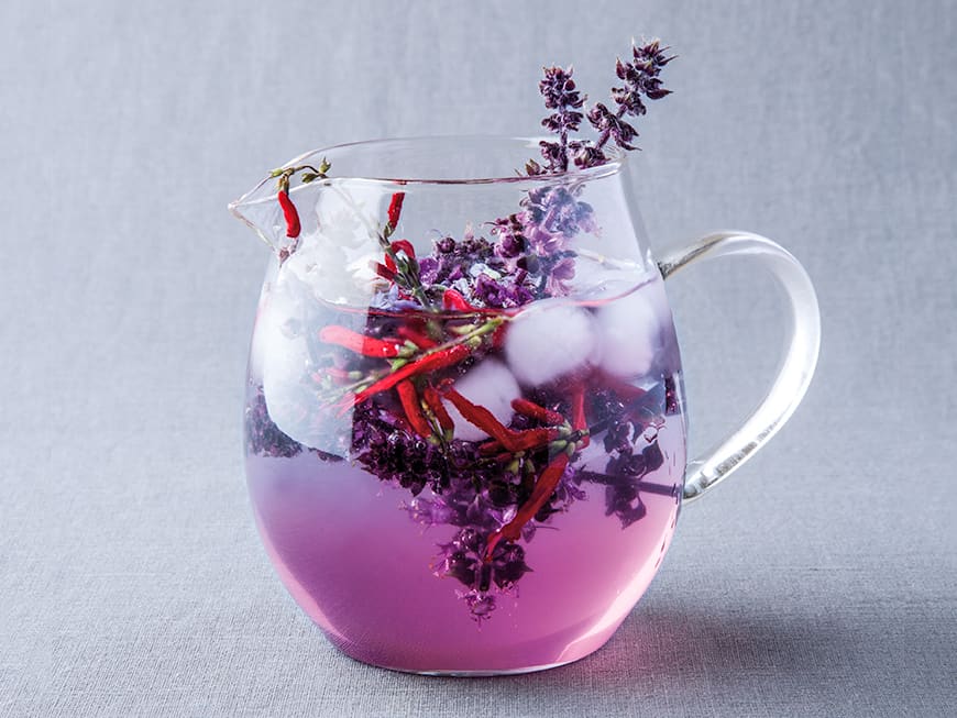 Blüten-Fenchel-Eistee by Tanja Grandits, Restaurant Stucki in Basel