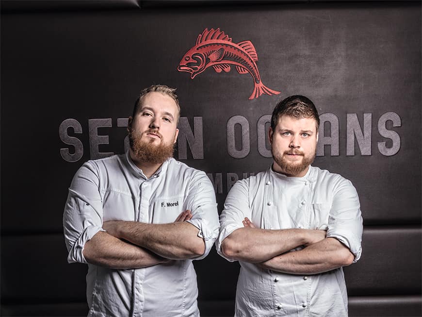 Küchen-Revoluzzer: Chef de Cuisine Frédéric Morel (li.) und seine rechte Hand Pascal Hinkelammert. Küchen-Revoluzzer: Chef de Cuisine Frédéric Morel (li.) und seine rechte Hand Pascal Hinkelammert.