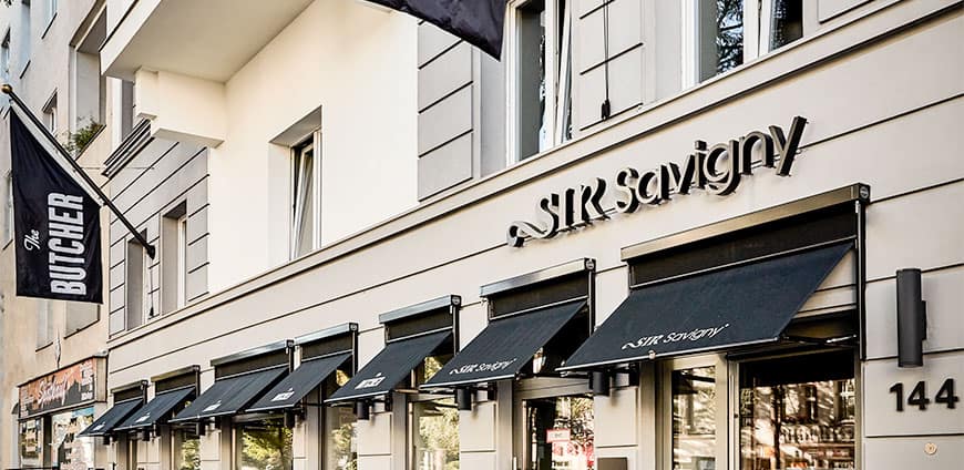 sir-savigny-03-slider