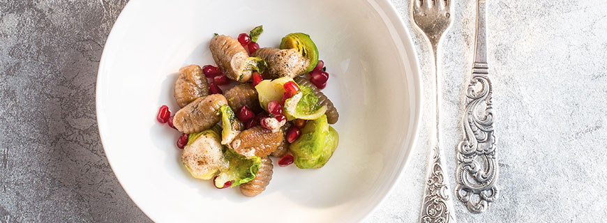 Rezept von Richard Rauch, Steirawirt, Trautmannsdorf: Kastanien-Gnocchi mit Kohlsprossen und Granatapfel