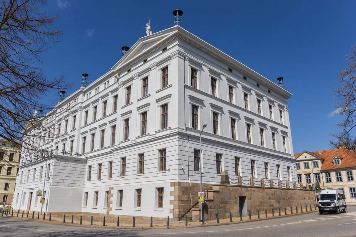 Staatskanzlei Schwerin Mecklenburg-Vorpommer gastro-Liveticker Rolling Pin