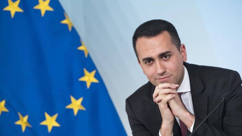 Di-Maio-EU-flag-800x450-1