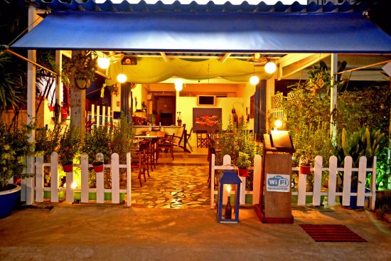the-greek-tavern