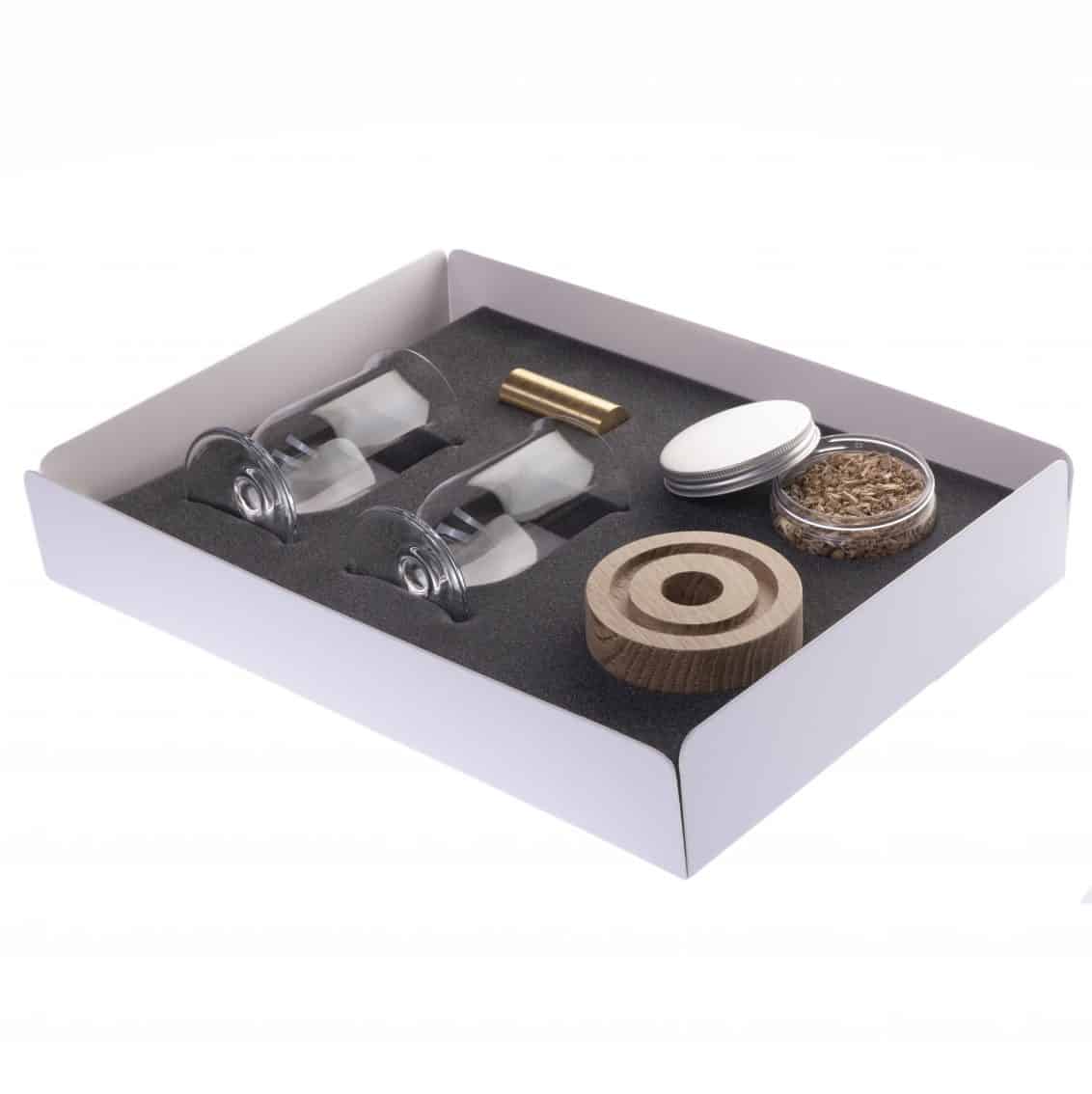 CD-Store-glasses-and-smoker-1132x1134