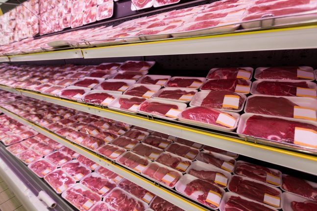shutterstock_291460706_fleisch-e1657093042844