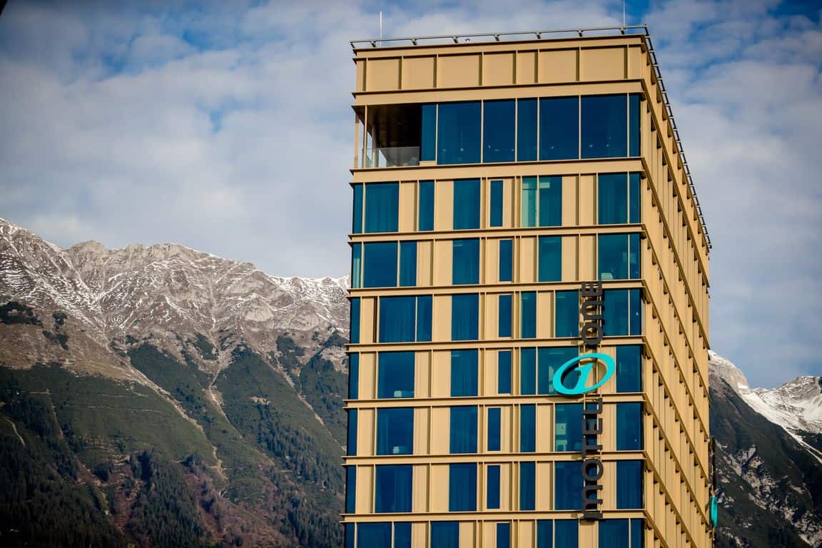 Exterior-motel-one-Innsbruck