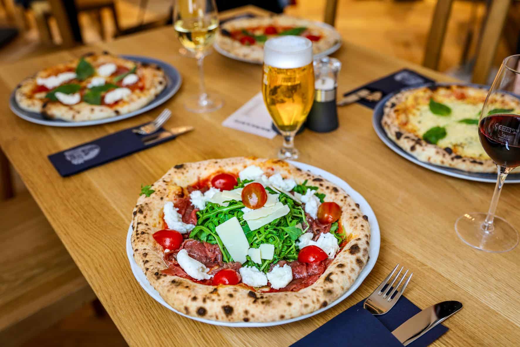 pizza-lil-italy