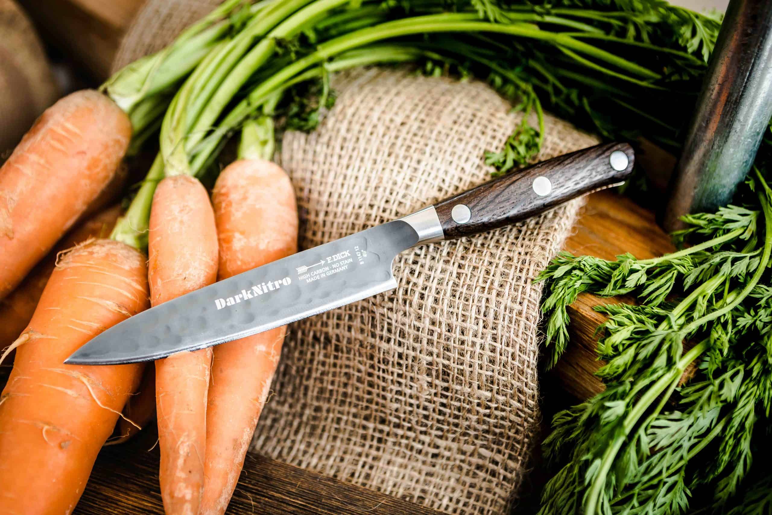 FDICK_DarkNitro_Paring-Knife_8114712_mood_15_LQ-scaled